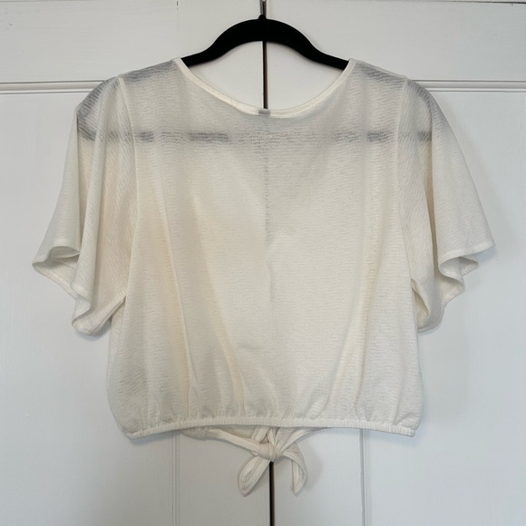 H&M DIVIDED White Tie Front Crop Top - Picture 3 of 10